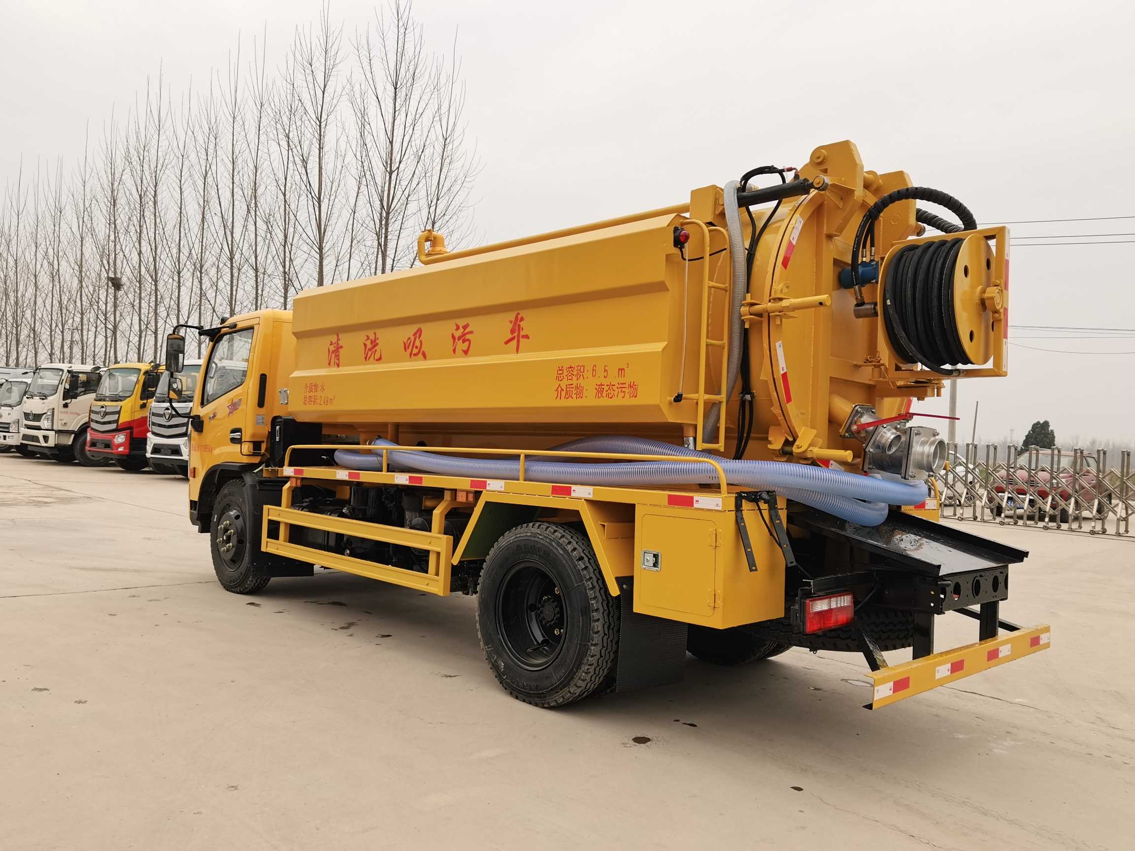 High Suction Sewage Truck