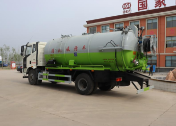 Efficient Cleaning And Suction Truck