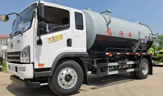 Sewage Suction Truck For Sale.jpg