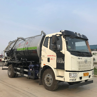 High Quality Sewage Suction Truck