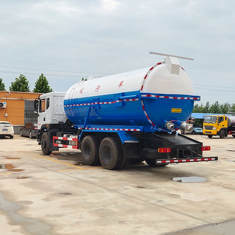 Heavy Duty Sewage Suction Truck.jpg