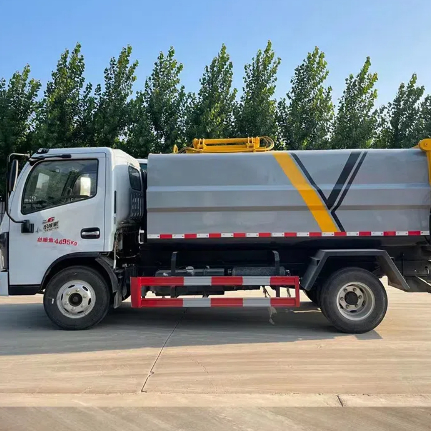 Self Loading And Unloading Garbage Truck