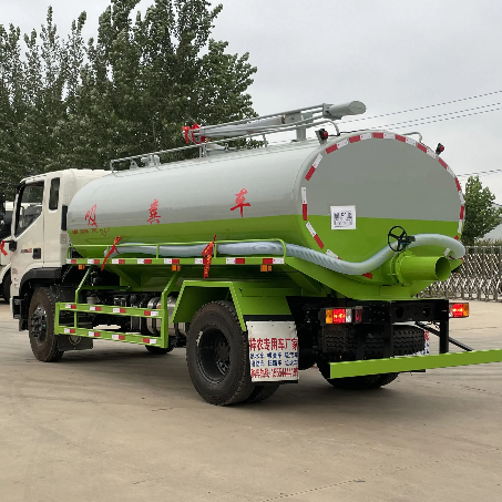 Manufacturer Supplies Suction Trucks