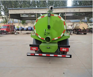 Septic suction truck.png