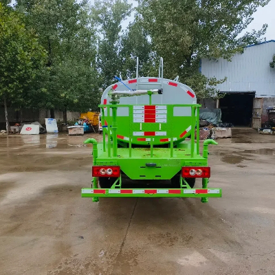 sprinkler truck.jpg