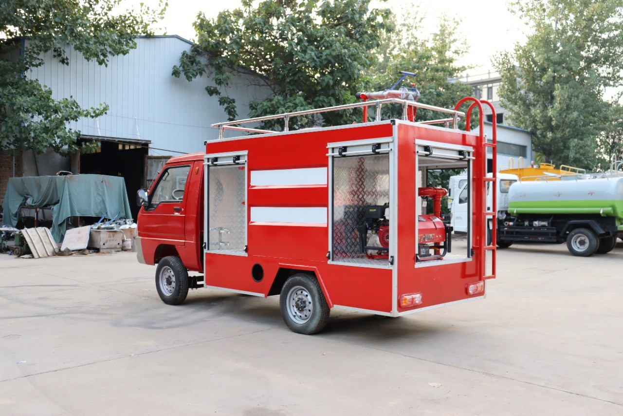 Four Wheel 2 Cube Mini Fire Truck