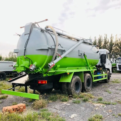 12 Cubic Meter Sewage Suction Truck.jpg