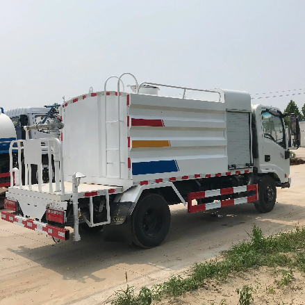 New Energy Electric Sprinkler Truck.jpg