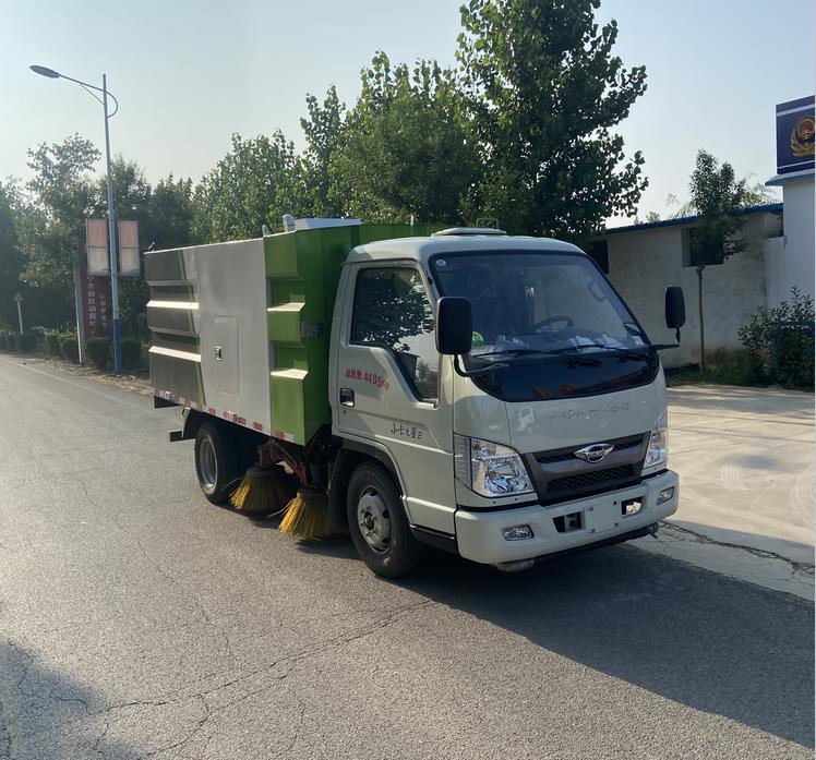 Small Road Sweeper.jpg