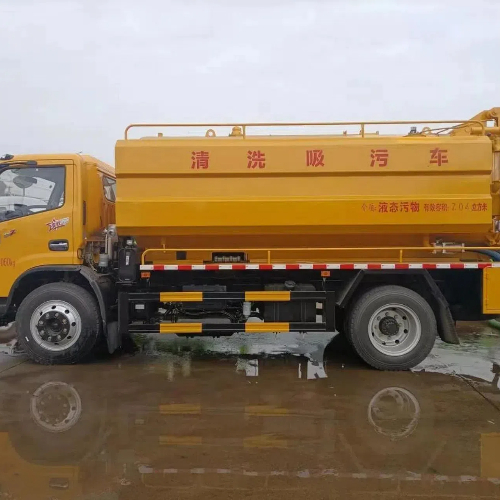 Efficient Cleaning And Suction Truck