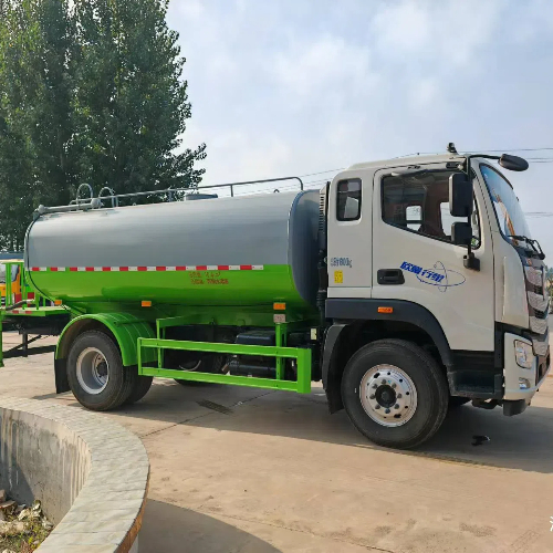 Road Sprinkler Truck.jpg